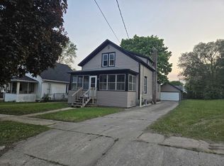 1018 10th St, Beloit, WI 53511