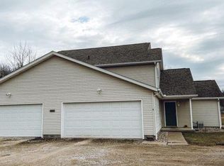 3729 Ranfield Rd #A, Kent, OH 44240