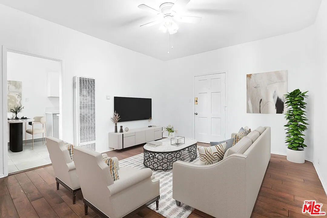 1 bed, 1.0 bath, $2,695 — Photo 3