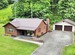 360 L Fork Fudges Creek Rd, Milton, WV 25541