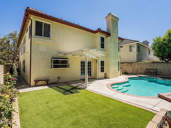 2nd image of 5184 Evanwood Ave