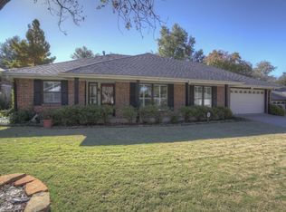 2541 S Regency Rd, Bartlesville, OK 74006