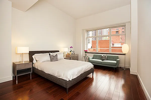Sold by Christopher Korey | media 5
