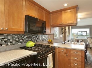 2525 29th Ave W, Seattle, WA 98199