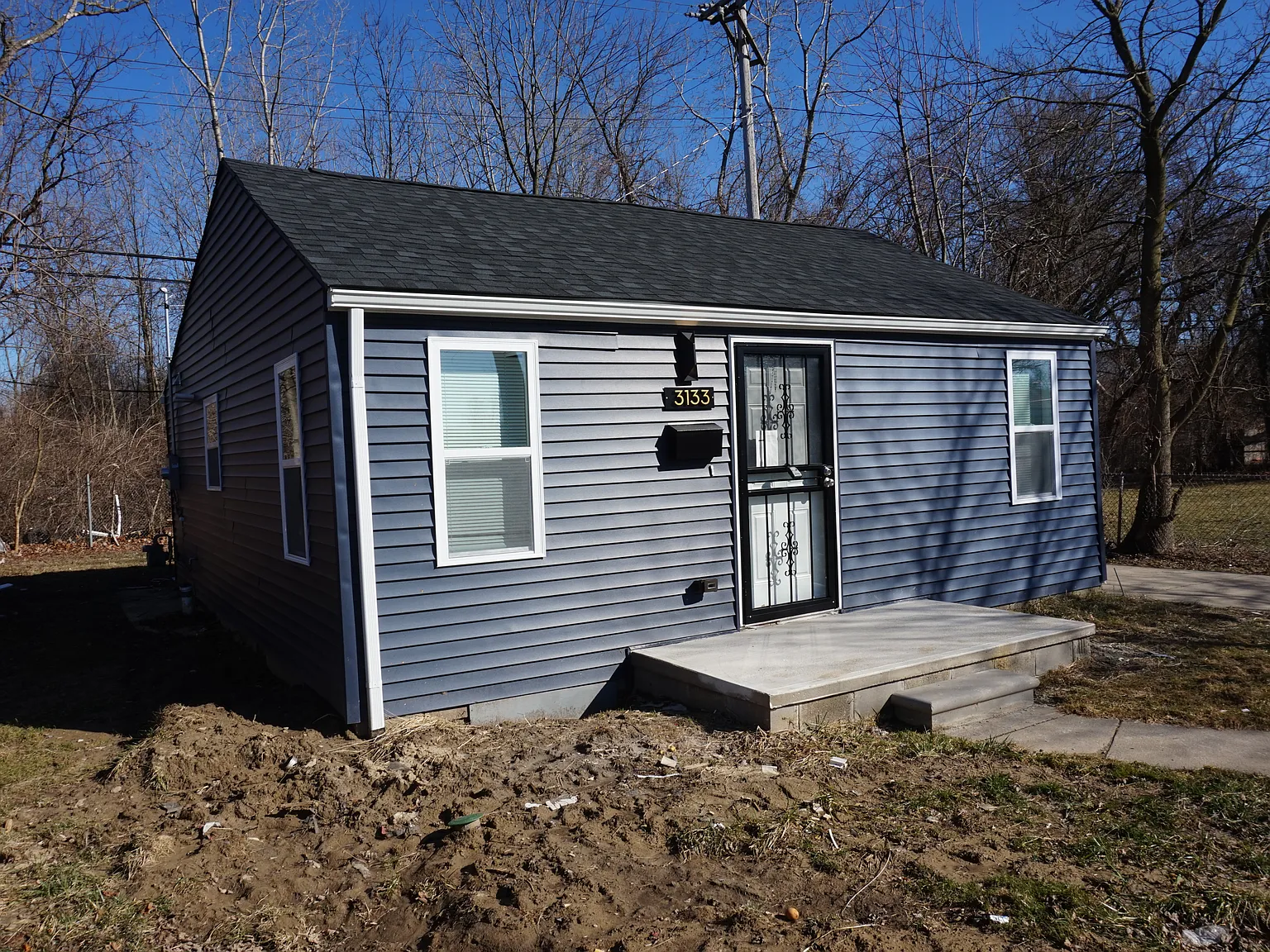 2 bed, 672 sqft, $1,200 — Photo 3