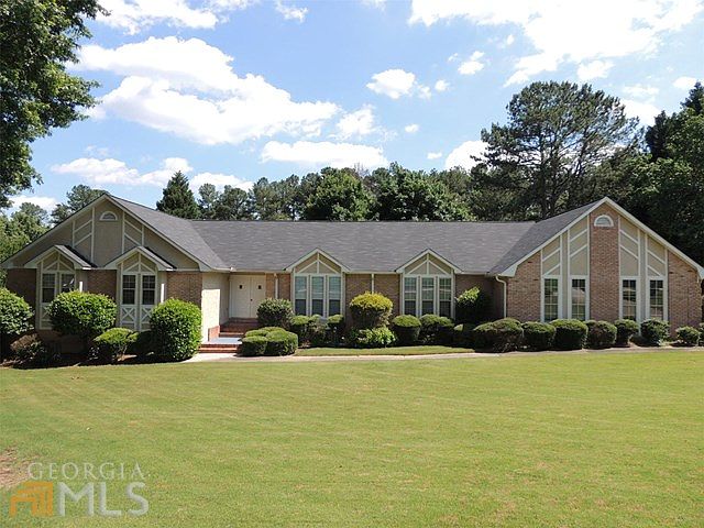 1st image of 2431 Old Salem Cir SE