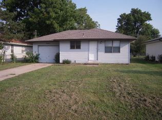 2561 E Atlantic St, Springfield, MO 65803