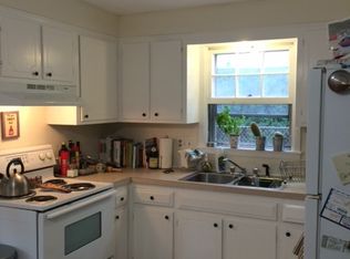 48 10th St, Providence, RI 02906