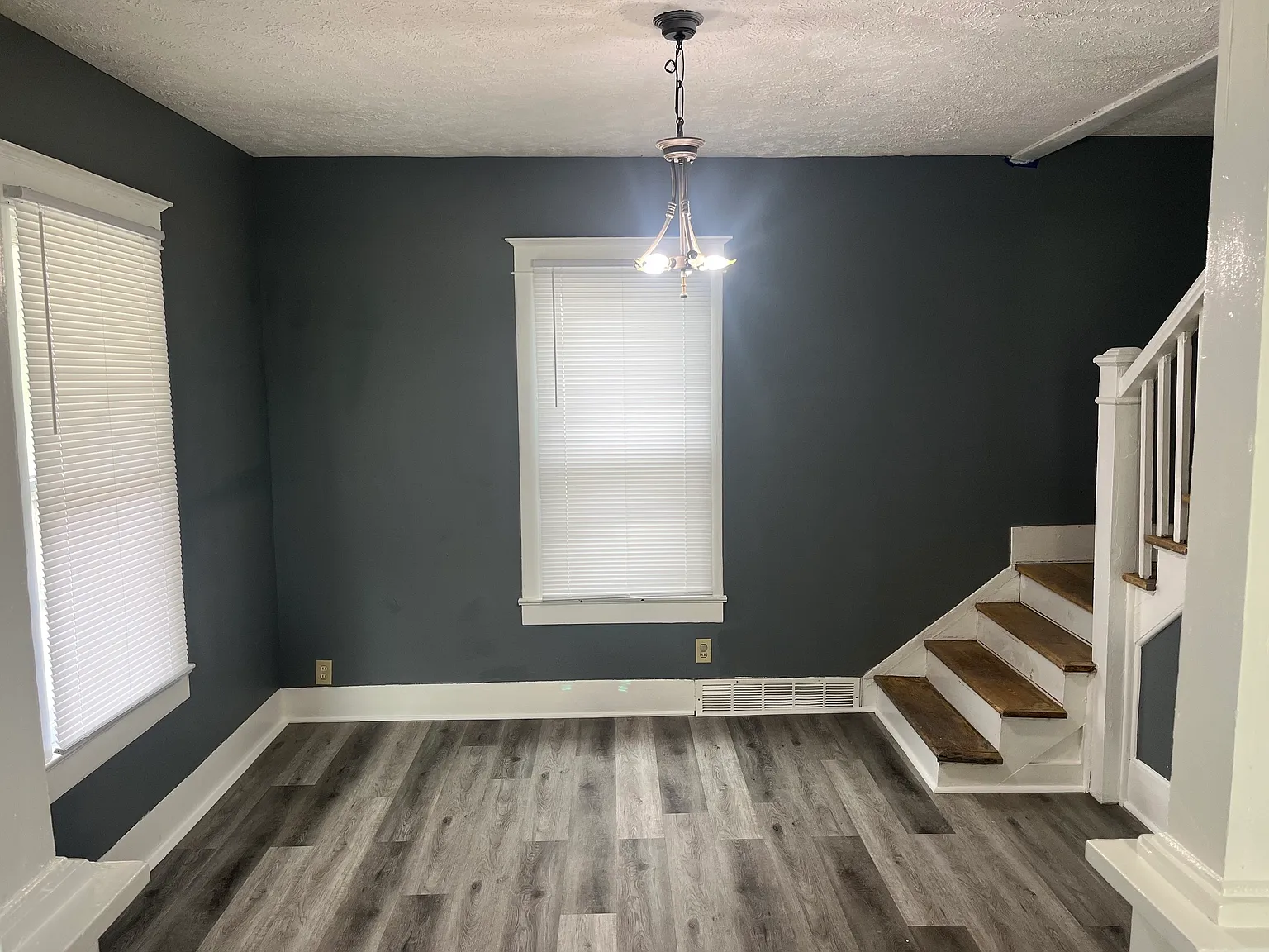 5 bed, 1226 sqft, $1,750 — Photo 3