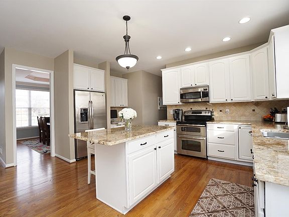 4th image of 6771 Charleston Run Ct