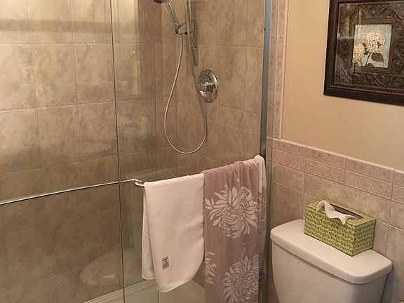 3rd image of 5101 NW 34th St APT 109