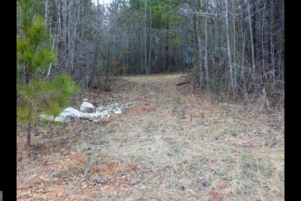 2nd image of 2 Old Woodbury Hwy