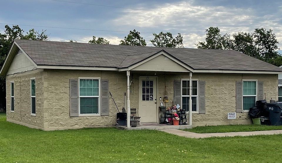 1st image of 2726 Mildred St