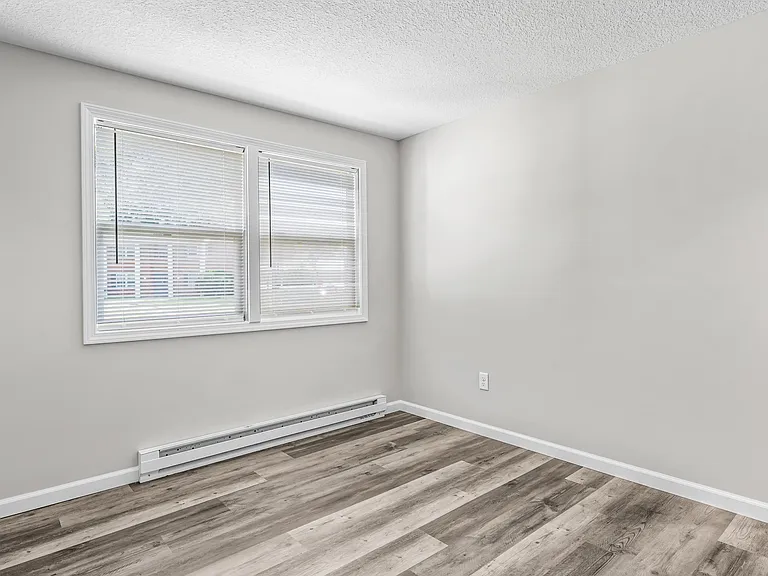The Meridian Apartments — Photo 28