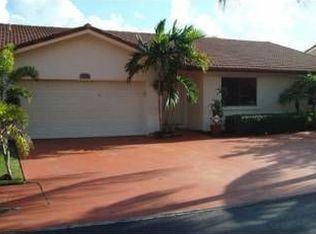 16032 SW 104th Ter, Miami, FL 33196