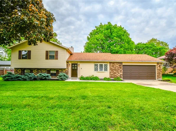 600 Royal Springs Dr, Springboro, OH 45066