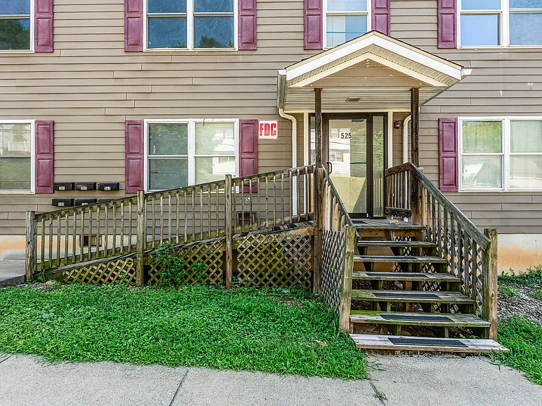 525 Grant Ave #102 — Photo 10