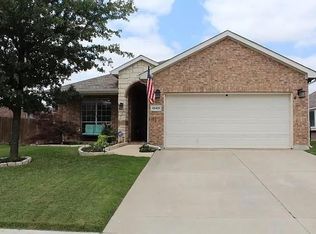 10401 Stoneside Trl, Fort Worth, TX 76244