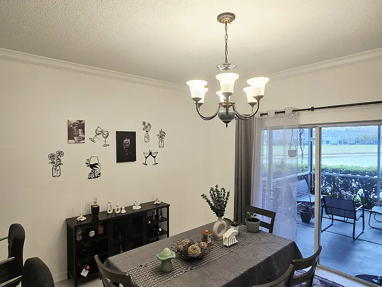 18126 Paradise Point Dr — Photo 15