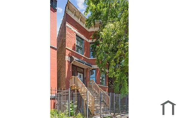 3322 W Congress Pkwy #2 photo 1