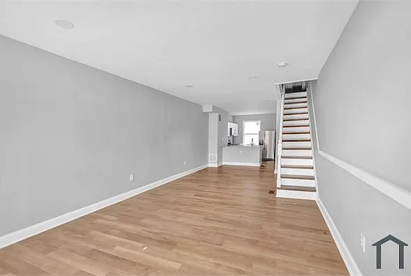 2 bed, $2,000 — Photo 4