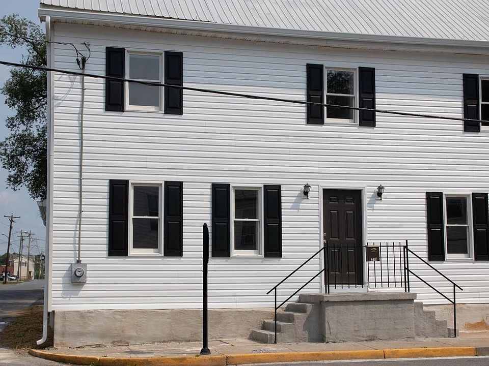 1st image of 219 N Lawrence St