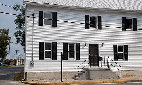 219 N Lawrence St Photo 1