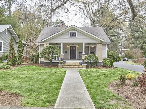 2121 W Club Blvd, Durham, NC 27705