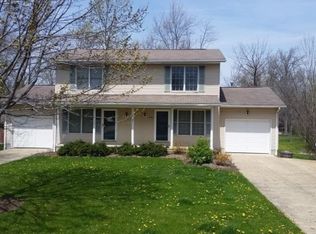 3057 Lee St NW, North Canton, OH