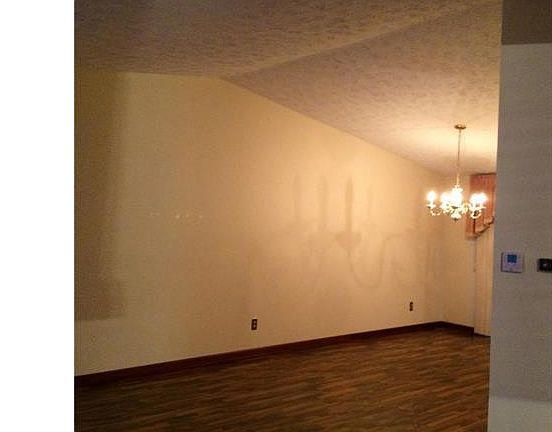 4th image of 1476 Woodhill Dr NE