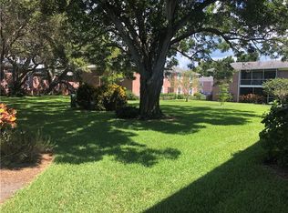 3810 37th St S APT 61, Saint Petersburg, FL 33711