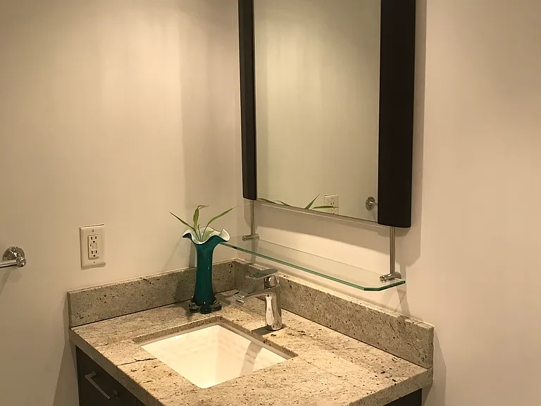 200 Leslie Dr #227 — Photo 11