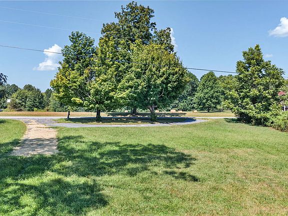 5th image of 1413 Hulon Ferrell Rd