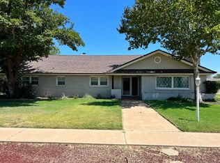 A 1502nd Ave, Ralls, TX 79357