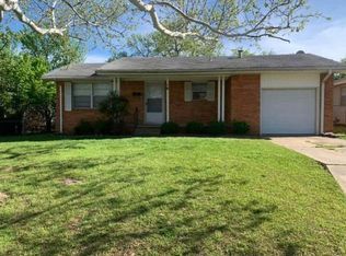 16 Hillcrest St, Ardmore, OK 73401