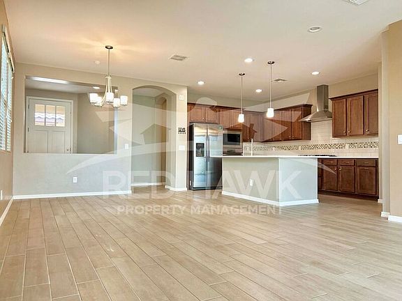 5th image of 41300 W Palmyra Ln