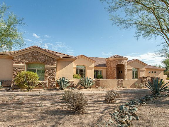 3rd image of 4744 E El Sendero Dr