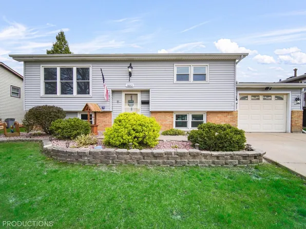5843 Charles Ln, Oak Forest, IL 60452