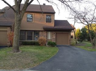 205 Stafford Dr, Wheeling, IL 60090