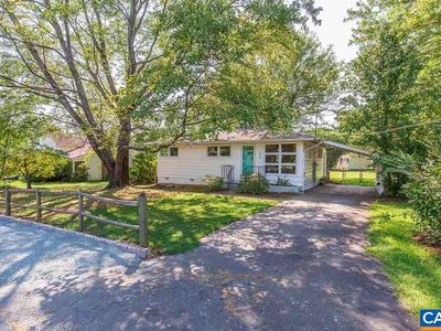 1265 Peach Tree Dr, Crozet, VA, 22932