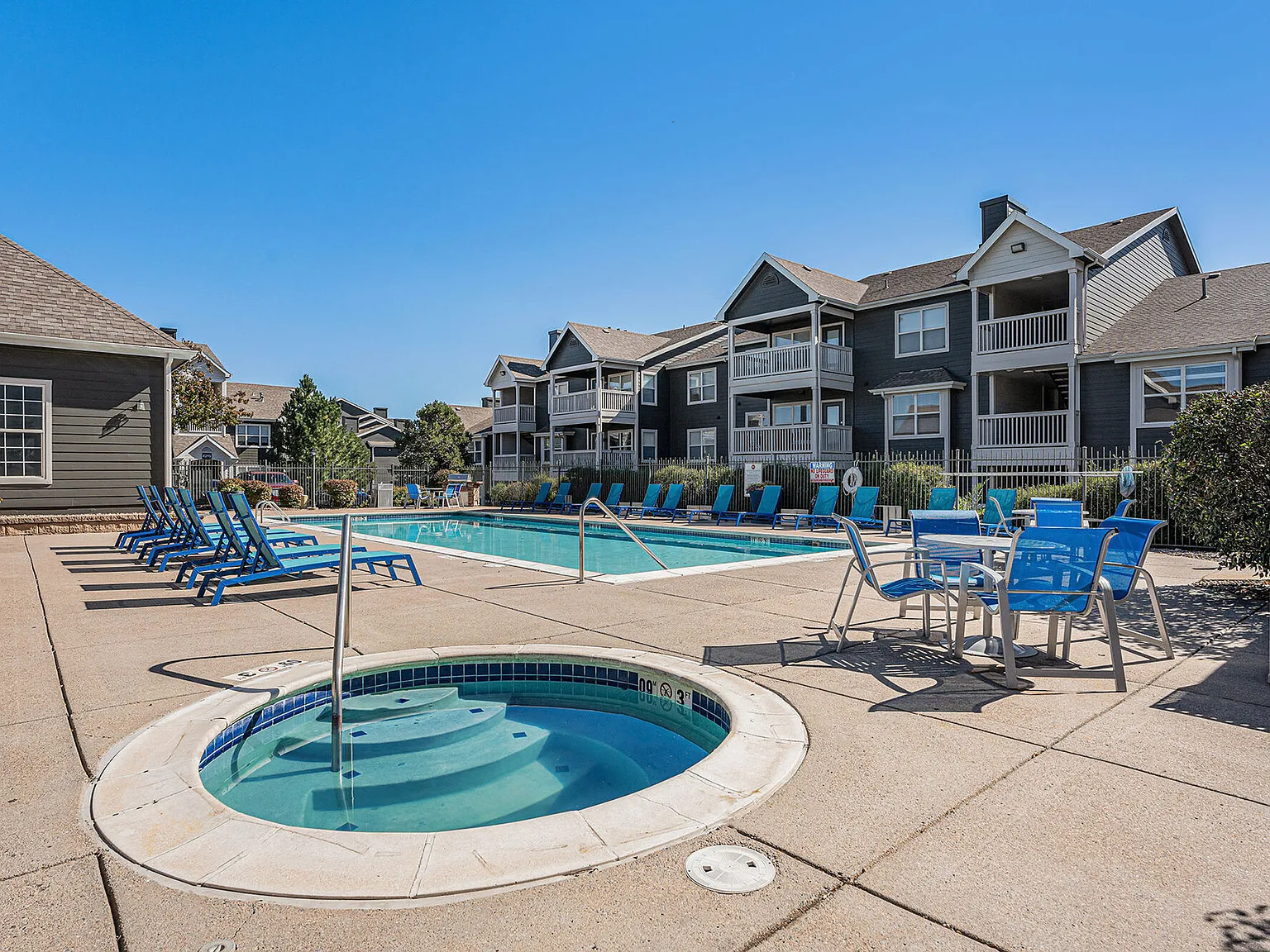 Nash Springs Apartments — Photo 3