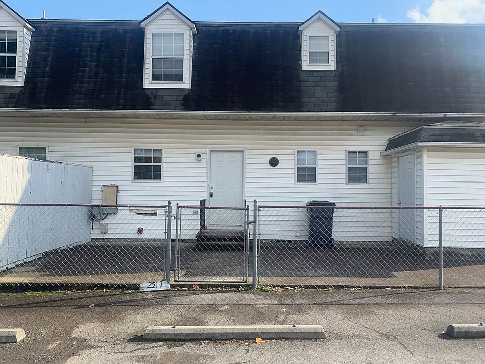 1st image of 2517 Cedar Ln #1