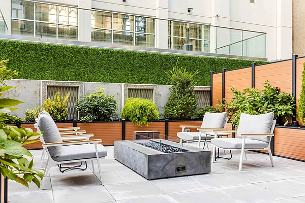 Rented by MNS | media 17