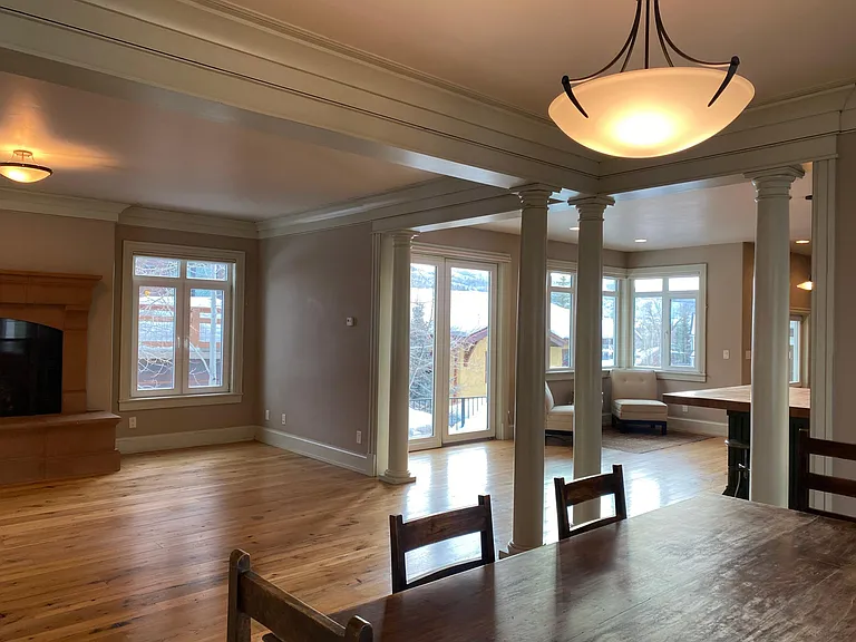821 Broad St — Photo 8