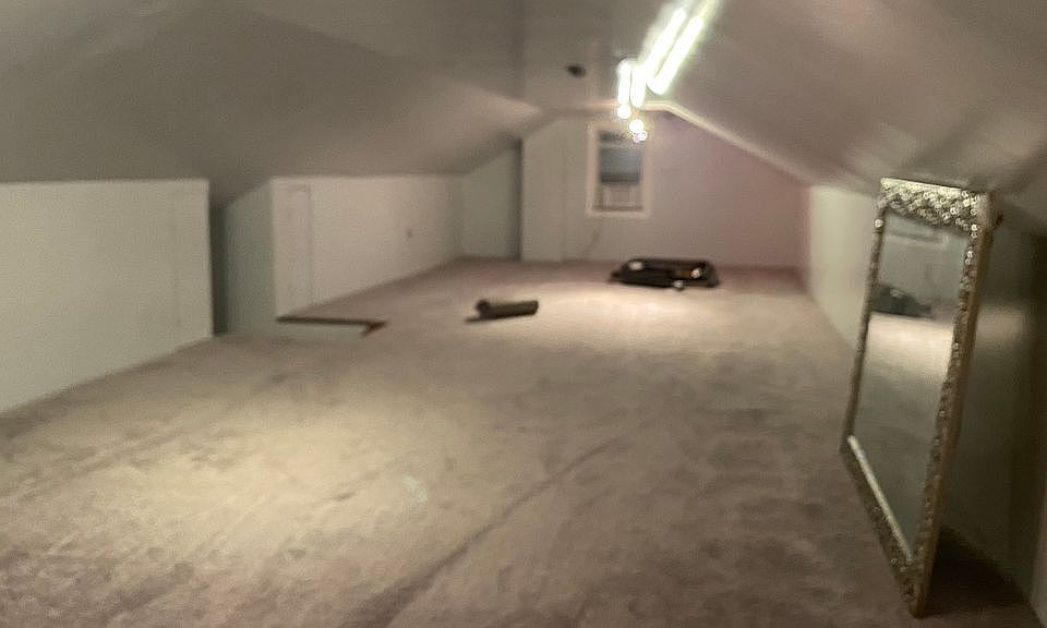 2nd image of 510 Leonard Ave
