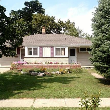 2nd image of 901 Buckingham St SW