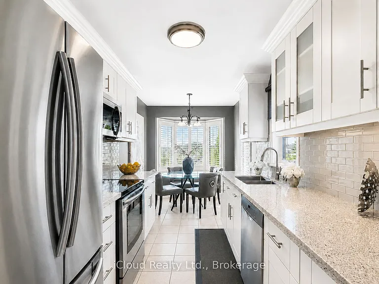 629 Angela Ct — Photo 3