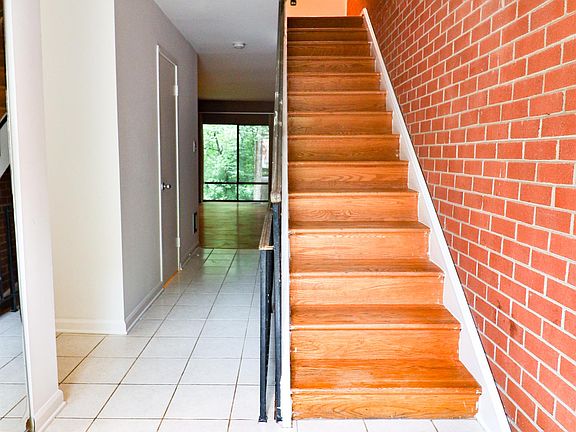 3rd image of 10811 Deborah Dr #1