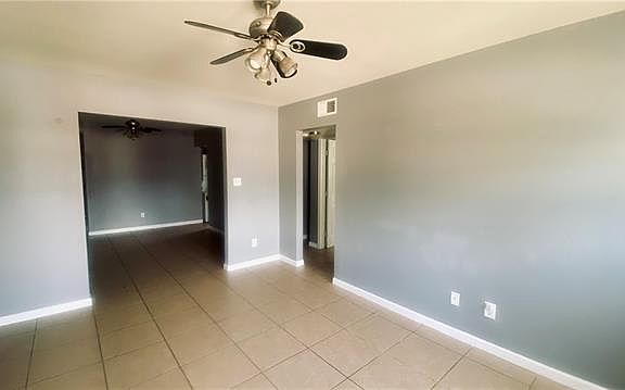 5th image of 1532 Aviators St #B
