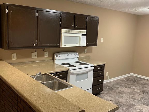 4th image of 1194 Portree Ct